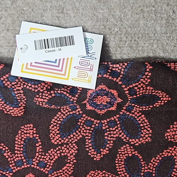Lularoe Cassie skirt Medium - Picture 2 of 4